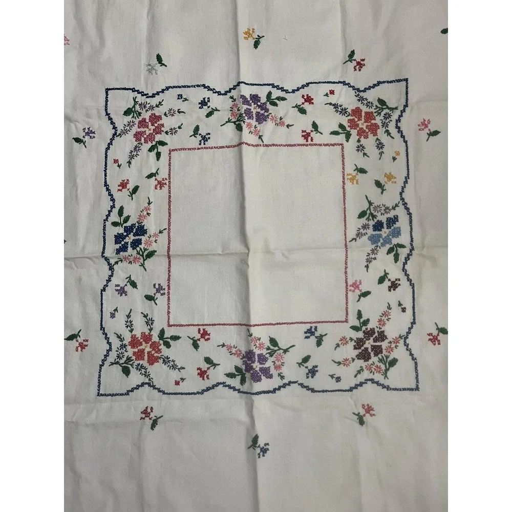 VTG‎ Cotton Tablecloth Embroidered Floral 34.5x36 handmade Farmhouse Cottagecore